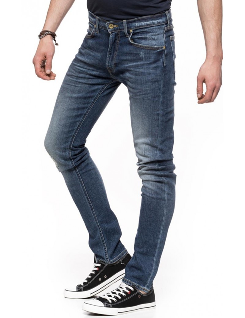 maglione strappato uomo